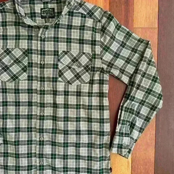 United By Blue | Striped green and grey pattern long sleeve button down size sml - Picture 8 of 8